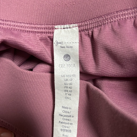 CRZ yoga dolphin shorts 4” - Picture 4 of 4